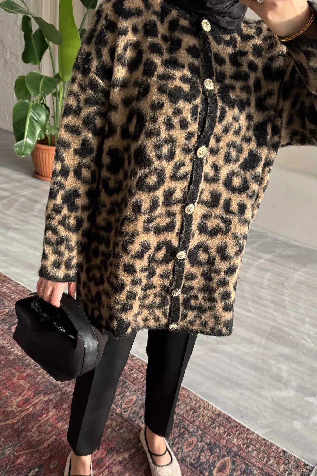 Kadın Yumoş Leopar Desenli Triko Hırka