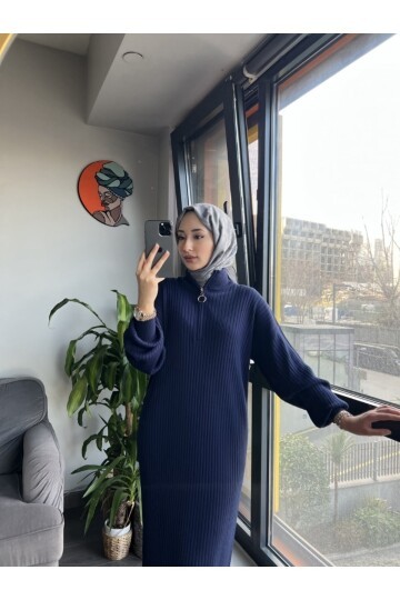 Fermuarlı Fitilli Triko Elbise